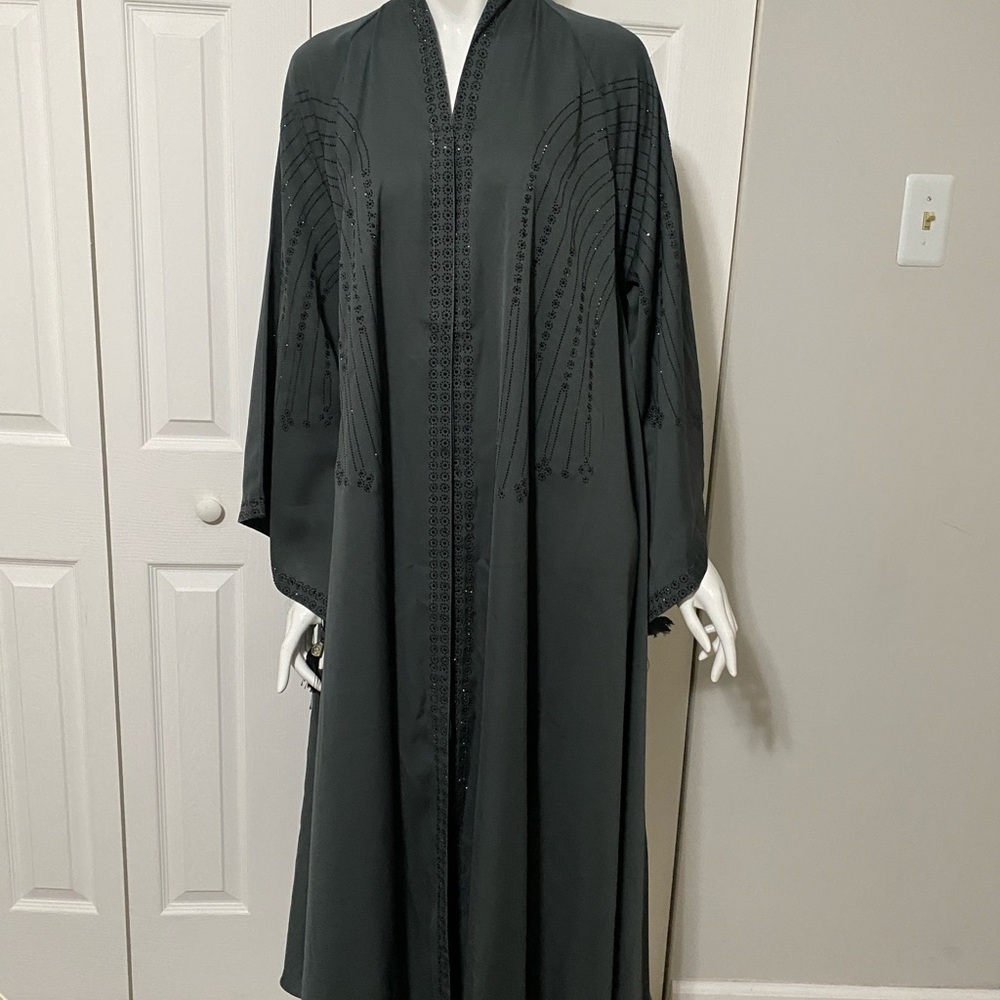 Elegant Black Embroidered Long maxi abaya